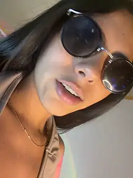 LilybethGray online show from May 5, 2026, 9:07 pm