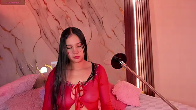 Emmiicute online show from October 11, 2025, 9:16 pm