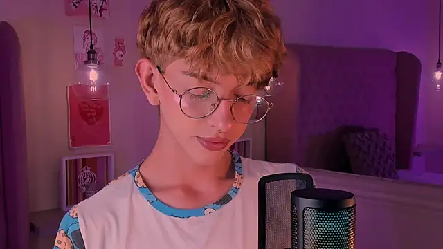 imDamiano online show from October 5, 2025, 10:11 pm