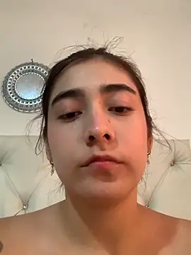 miaftmax online show from November 14, 2025, 6:44 pm