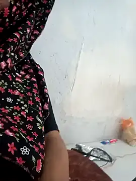 sweet  spriya online show from September 10, 2025, 6:23 am