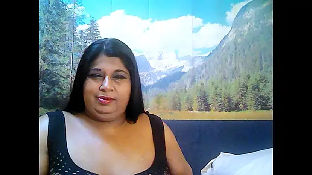 indianhoney694u online show from September 22, 2025, 5:24 am