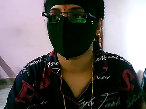 jannu6482 online show from September 18, 2025, 9:45 am