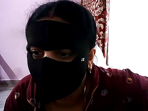 jannu6482 online show from September 15, 2025, 9:21 am