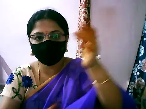 jannu6482 online show from September 19, 2025, 1:26 pm