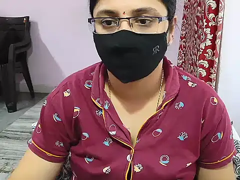 jannu6482 online show from October 18, 2025, 8:16 am