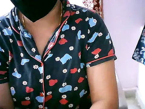 jannu6482 online show from October 4, 2025, 1:12 pm