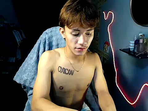 naughtyboyloy 0 online show from July 19, 2026, 6:26 pm