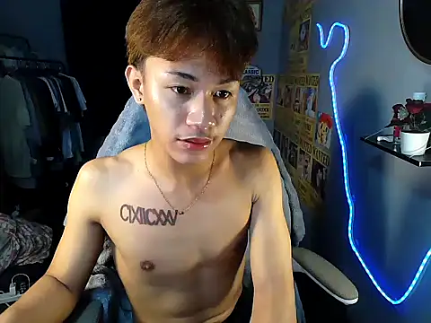 naughtyboyloy 0 online show from June 26, 2026, 5:19 pm