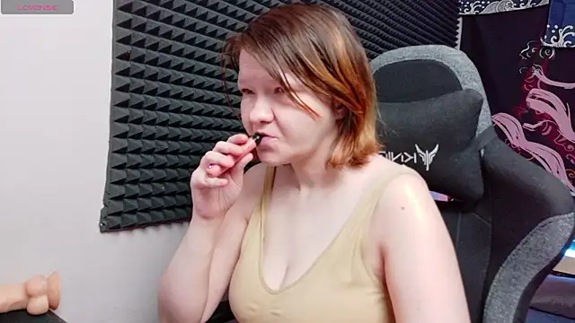 Snapshot of Nora_lovvvv chatting on February 8, 2026, 11:19 am Nora lovvvv online show from February 8, 2026, 11:19 am