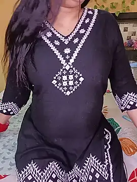 Snapshot of PRIYA_22 chatting on June 4, 2026, 12:32 pm PRIYA 22 online show from June 4, 2026, 12:32 pm