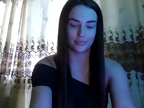 MandiBrooks online show from October 13, 2025, 1:23 pm