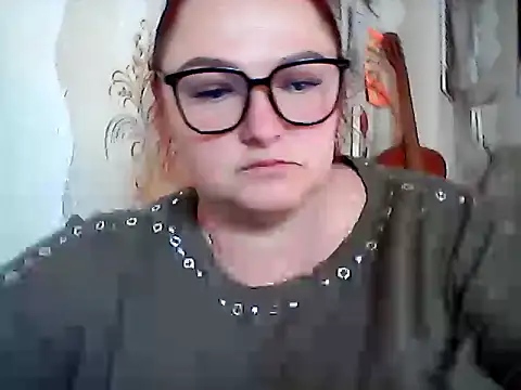 AngelQSky online show from September 27, 2025, 12:22 pm