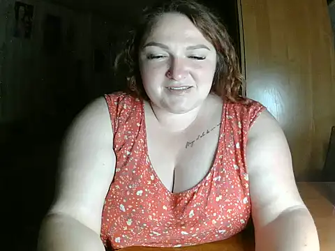 AngelQSky online show from June 25, 2026, 8:14 pm