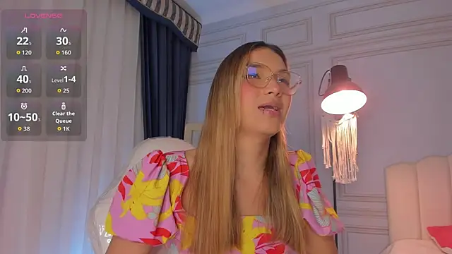 Doll Isa  online show from September 17, 2025, 7:16 pm