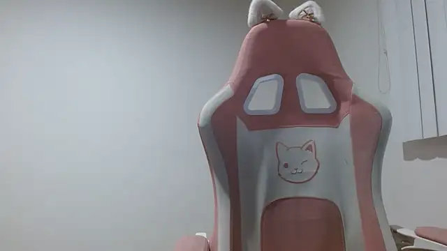 Crystal Star  online show from September 19, 2025, 9:57 am