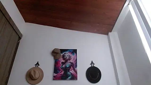 Crystal Star  online show from February 25, 2026, 11:54 am