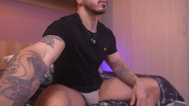 alejowolf online show from July 31, 2026, 4:12 am