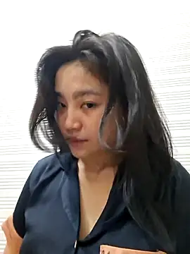 Minn-cute online show from April 23, 2026, 3:02 am