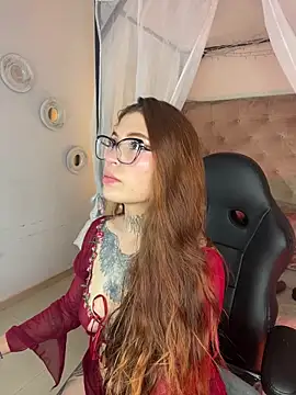 Snapshot of dreamleah_ chatting on June 9, 2026, 10:33 pm dreamleah online show from June 9, 2026, 10:33 pm