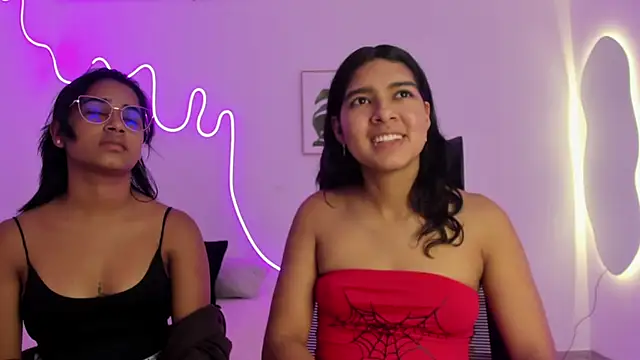 Snapshot of Cherrydollxx chatting on October 10, 2025, 11:55 am Cherrydollxx online show from October 10, 2025, 11:55 am