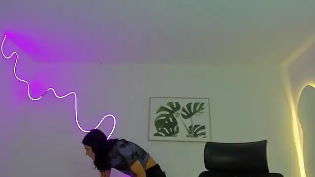 Snapshot of Cherrydollxx chatting on October 16, 2025, 11:07 am Cherrydollxx online show from October 16, 2025, 11:07 am