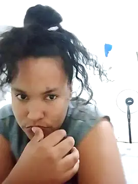 Viviana h online show from November 12, 2025, 1:43 am