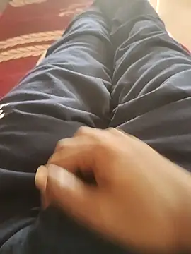 slim-uncut online show from December 14, 2025, 9:26 am