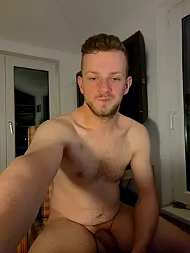 6incheswannacum online show from December 18, 2025, 1:00 am