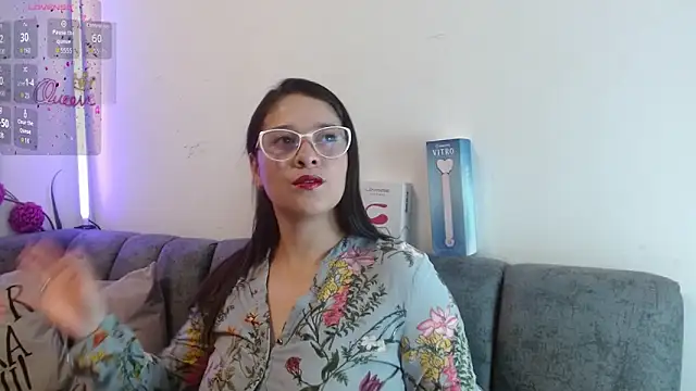 Snapshot of Alana_steel_1 chatting on April 13, 2026, 7:29 pm Alana steel 1 online show from April 13, 2026, 7:29 pm