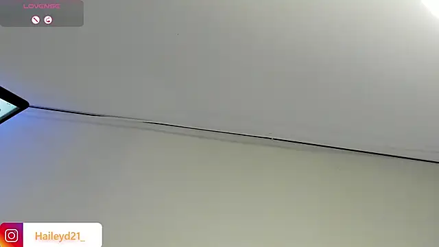 HaileyDuke online show from February 3, 2026, 2:53 am