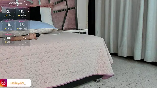 HaileyDuke online show from September 22, 2025, 5:30 pm