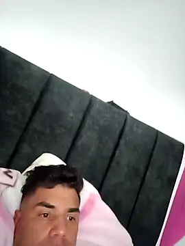 Ffeenniizz online show from February 8, 2026, 5:38 am