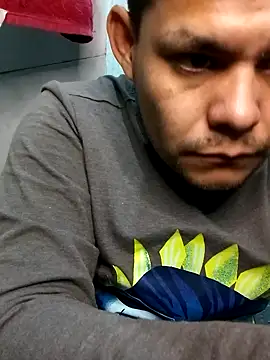 Snapshot of fboycdjuaez chatting on October 21, 2025, 1:27 am fboycdjuaez online show from October 21, 2025, 1:27 am