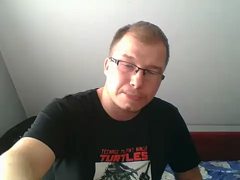 Snapshot of Liznat01 chatting on October 2, 2025, 2:31 pm Liznat01 online show from October 2, 2025, 2:31 pm