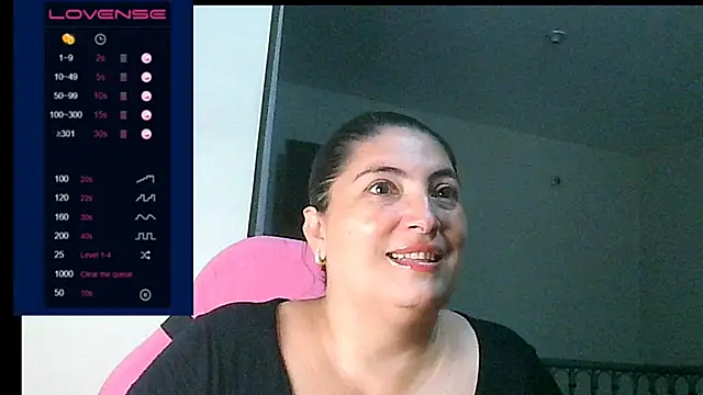 lina maria99 online show from September 18, 2025, 2:25 am