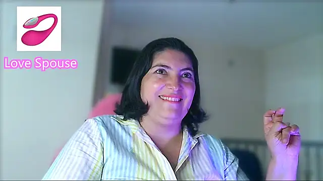 lina maria99 online show from September 22, 2025, 12:22 pm