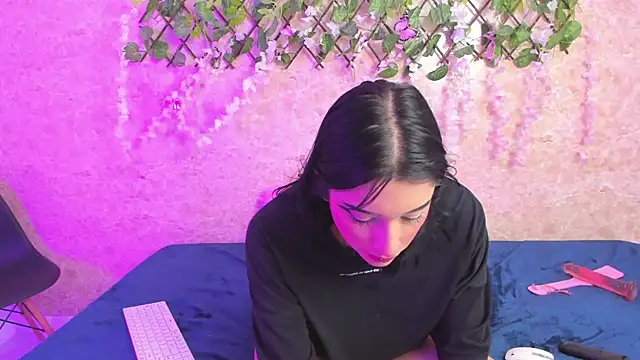 ImEmily444 online show from October 18, 2025, 1:51 am