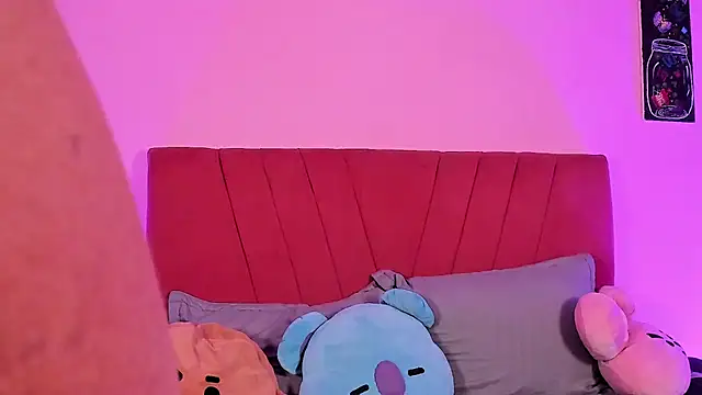 PalomaLombardi online show from February 24, 2026, 8:10 pm