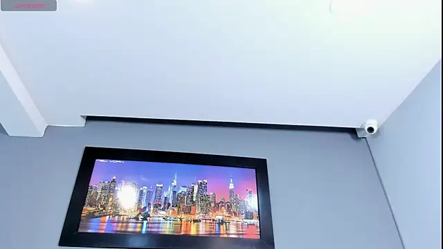 CharlotteCottin online show from May 27, 2026, 2:46 pm