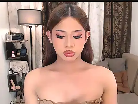 Snapshot of asianlatina69 chatting on November 4, 2025, 10:30 am asianlatina69 online show from November 4, 2025, 10:30 am