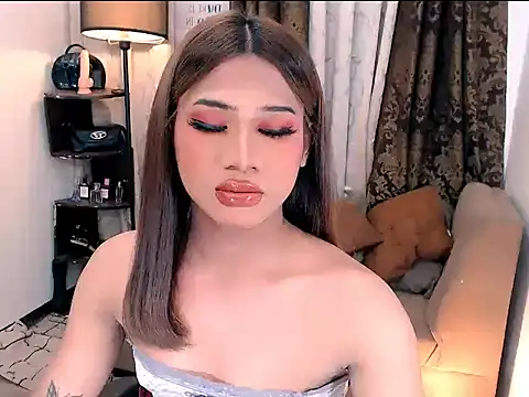 Snapshot of asianlatina69 chatting on January 11, 2026, 9:44 pm asianlatina69 online show from January 11, 2026, 9:44 pm