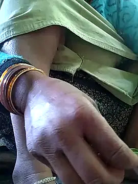 Snapshot of Hot_Kajal5 chatting on January 11, 2026, 3:35 am Hot Kajal5 online show from January 11, 2026, 3:35 am