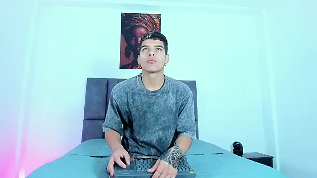 wyatt 3 online show from November 14, 2025, 11:47 am