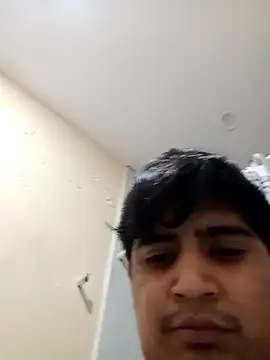 ElBufalo4l online show from October 23, 2025, 11:25 pm