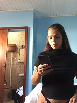 PatyPatriciaa online show from July 9, 2026, 6:07 pm
