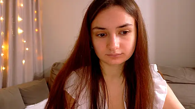 Lelia Vibe online show from November 30, 2025, 2:34 am