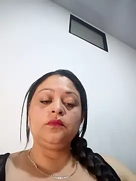 Nanna 160290 online show from April 23, 2026, 6:53 pm