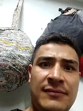 hoteder online show from November 11, 2025, 12:16 am