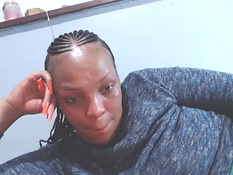 Eroticdollxx3 online show from October 30, 2025, 7:33 pm